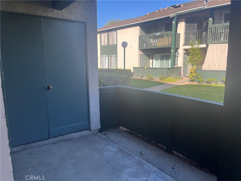 23280 Orange Avenue 7