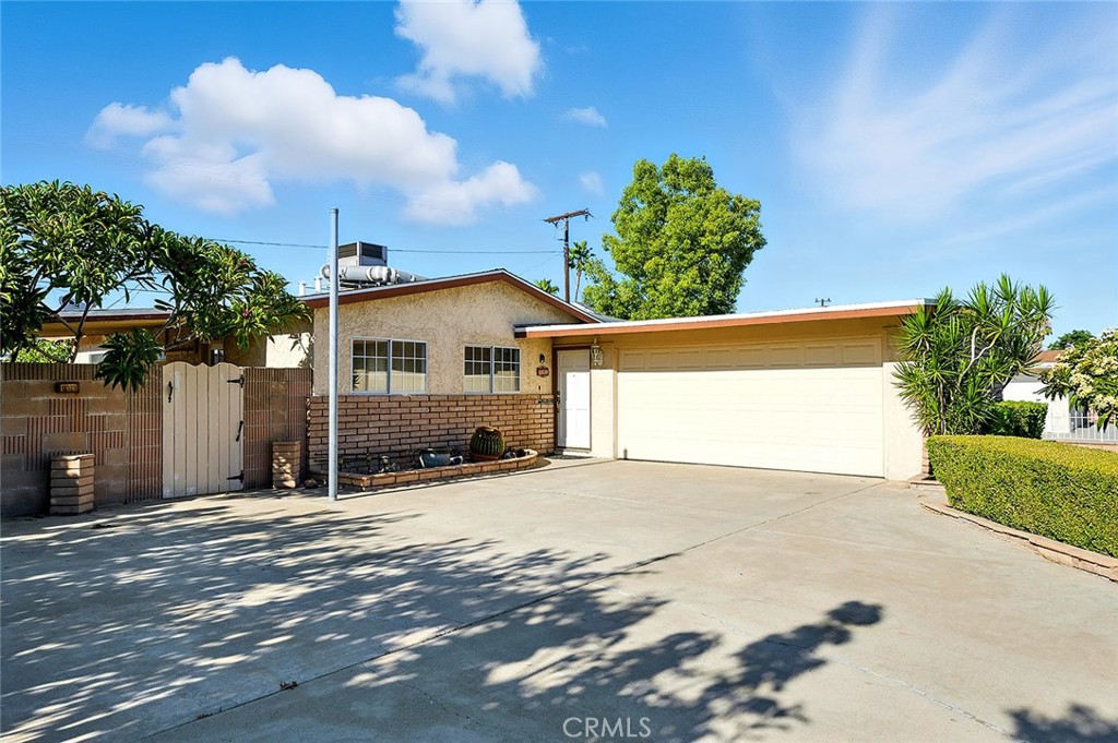 18323 Companario Drive