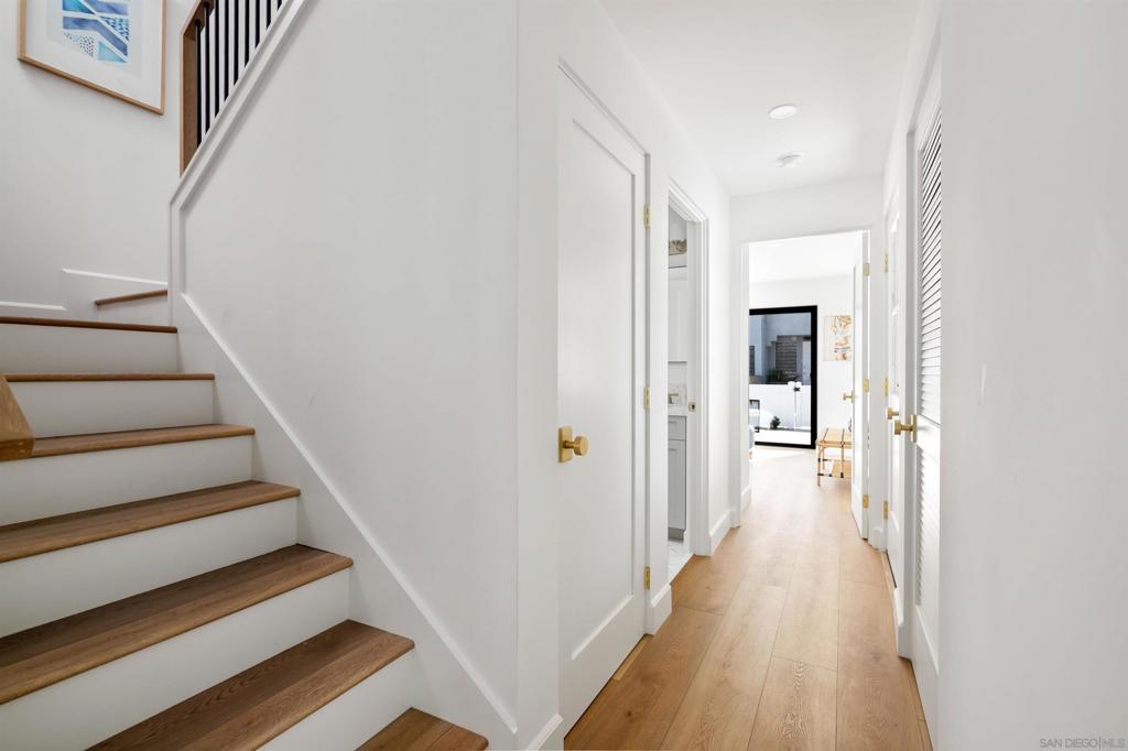 Mission Beach - Residential