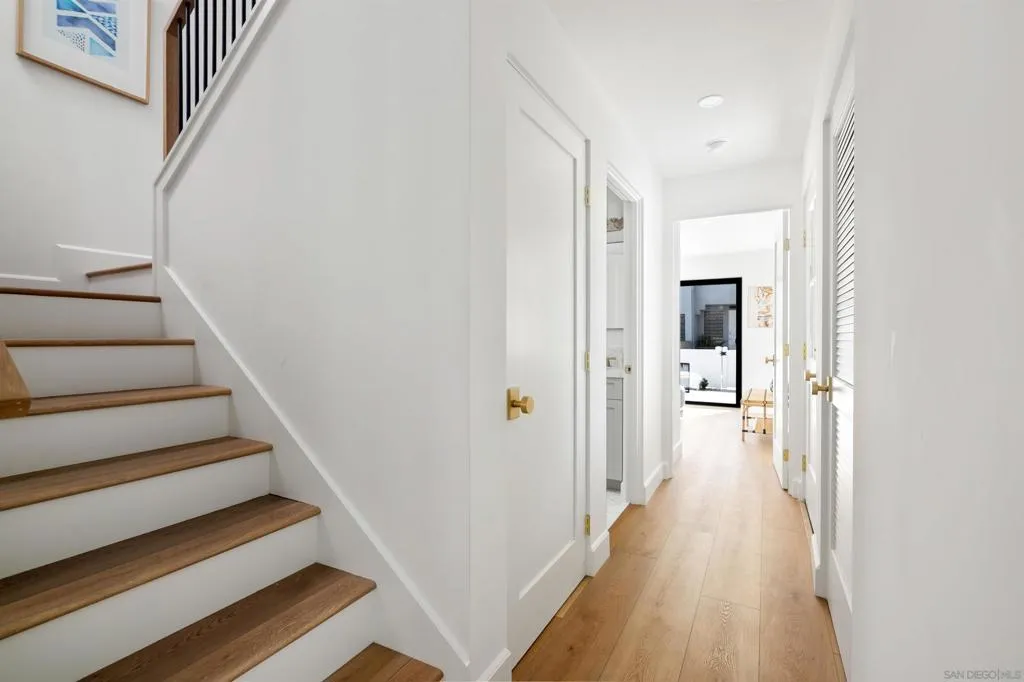 San Diego, California 92109, United States, 4 Bedrooms Bedrooms, ,5 BathroomsBathrooms,Residential,Active,221295