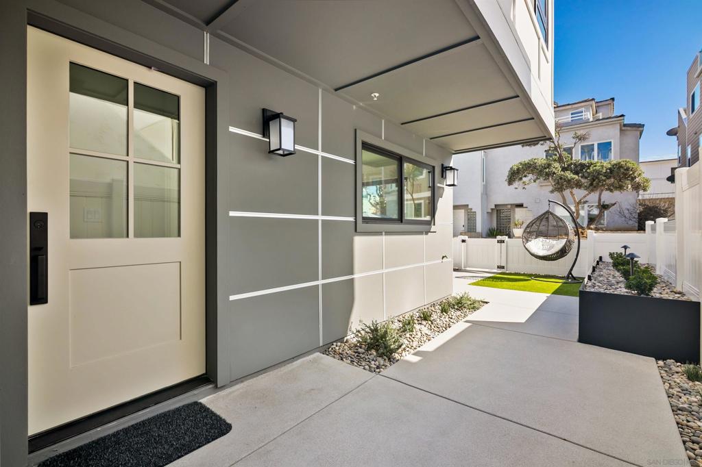 Mission Beach - Residential