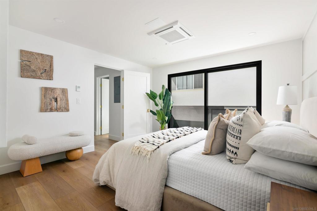 Mission Beach - Residential