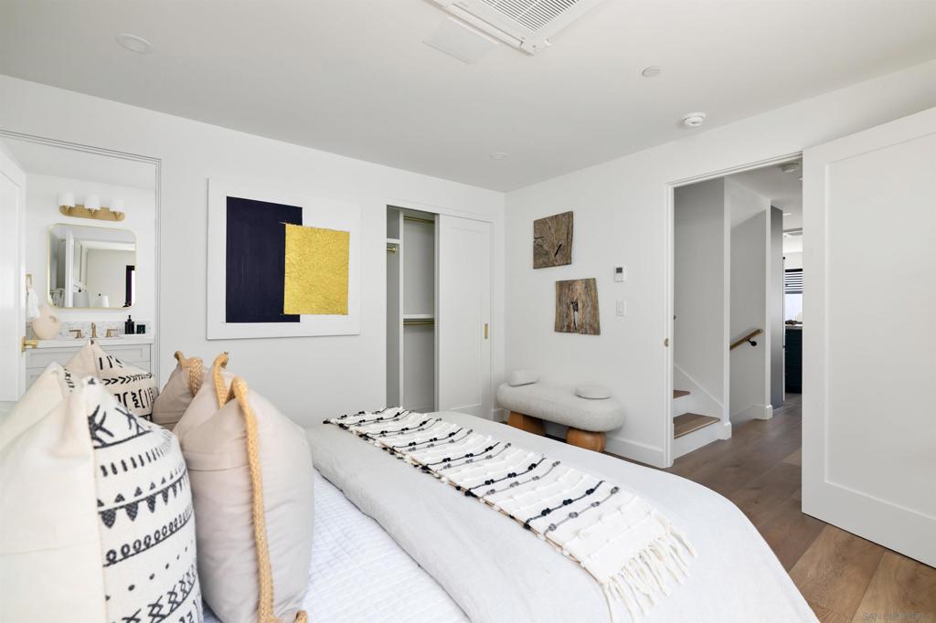 Mission Beach - Residential