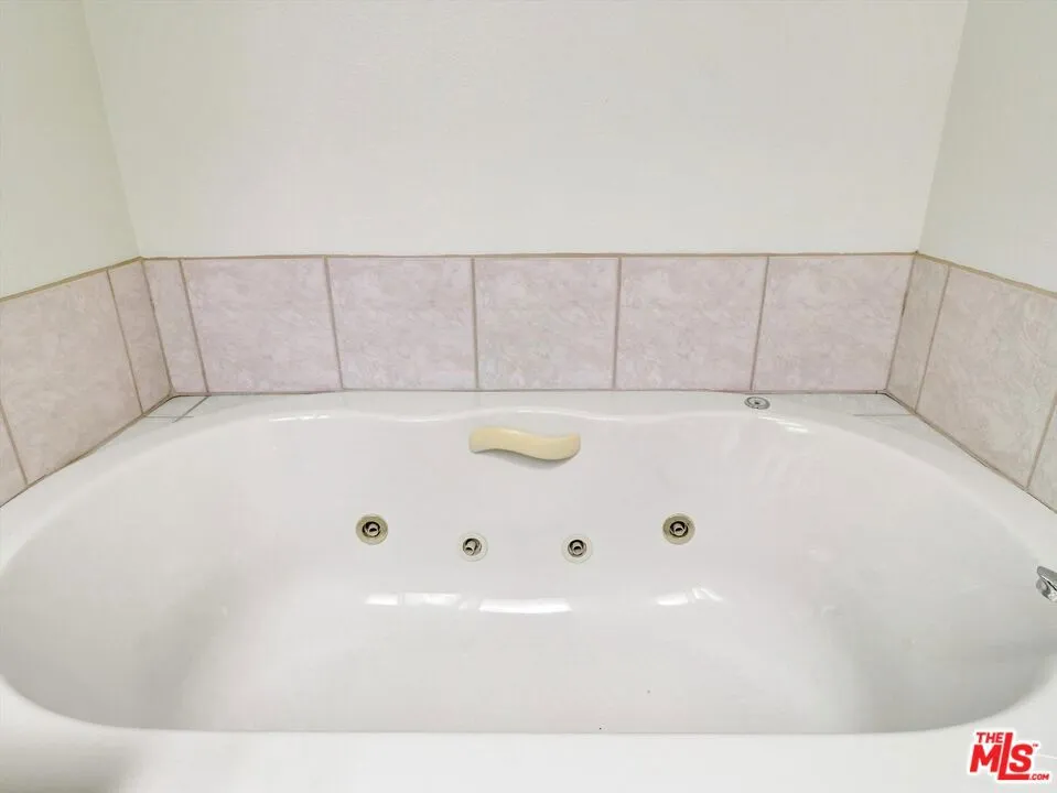 La Quinta, California 92253, United States, 3 Bedrooms Bedrooms, ,3 BathroomsBathrooms,Residential,Active,214832