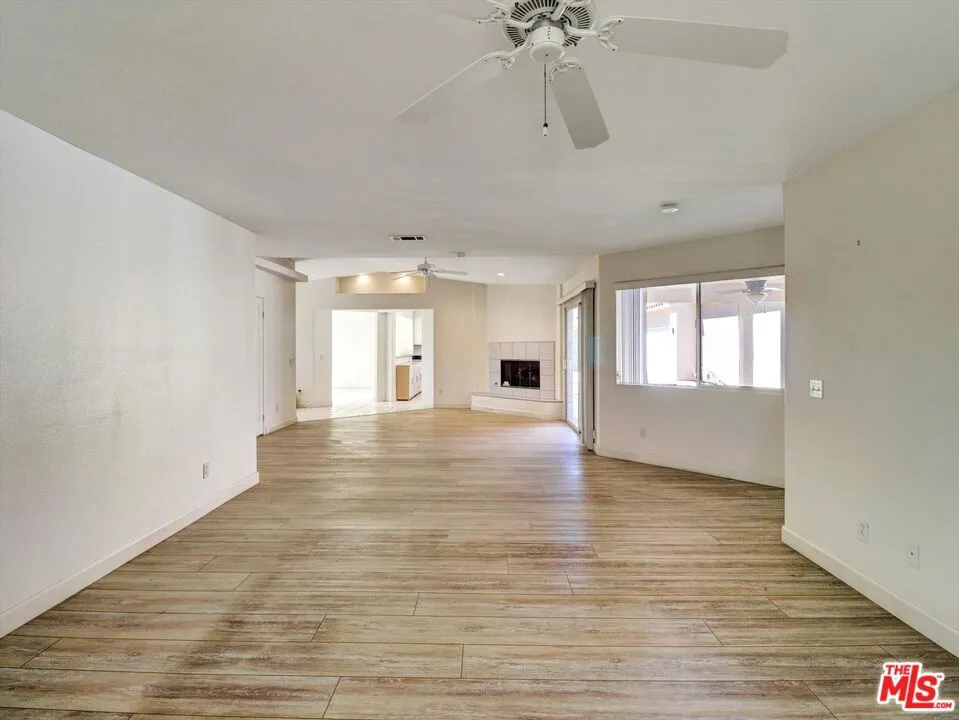 La Quinta, California 92253, United States, 3 Bedrooms Bedrooms, ,3 BathroomsBathrooms,Residential,Active,214832