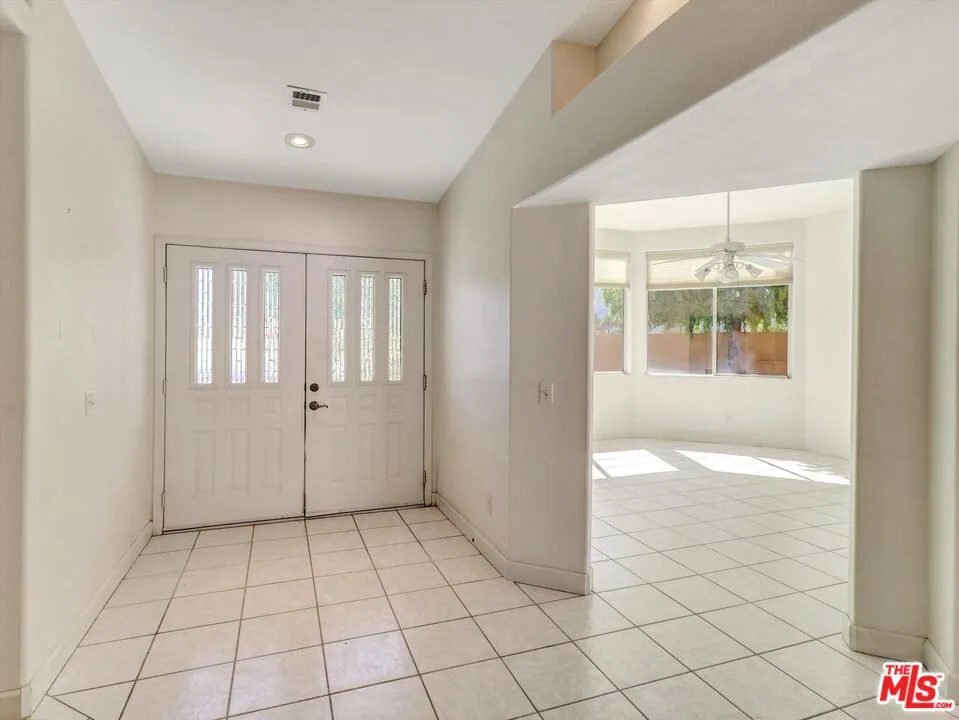 La Quinta, California 92253, United States, 3 Bedrooms Bedrooms, ,3 BathroomsBathrooms,Residential,Active,214832