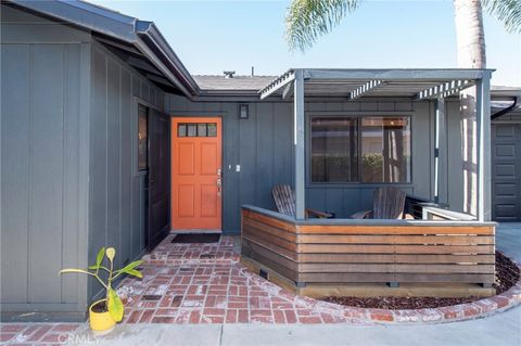 Photo of 2306 Ruhland Avenue #B, Redondo Beach, CA 90278 (MLS # SB26063941)