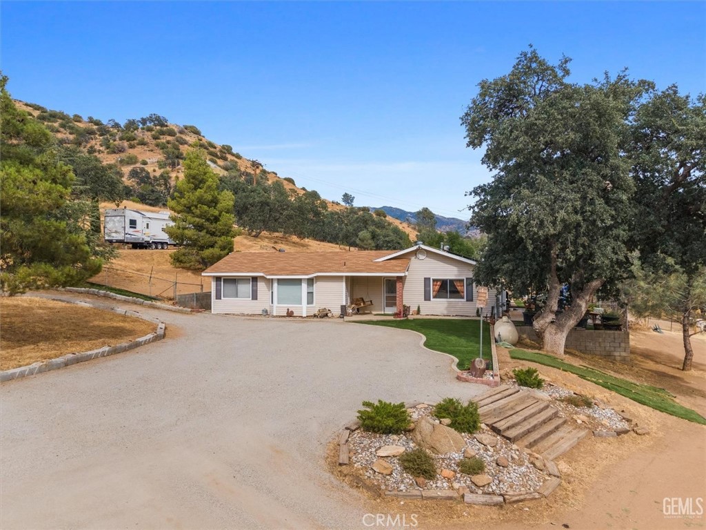 21564 Pine Tree Road
