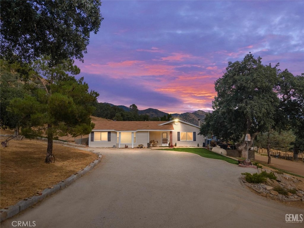 21564 Pine Tree Road
