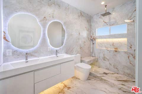 Photo of 1450 S Holt Avenue, Los Angeles, CA 90035 (MLS # 26867761)