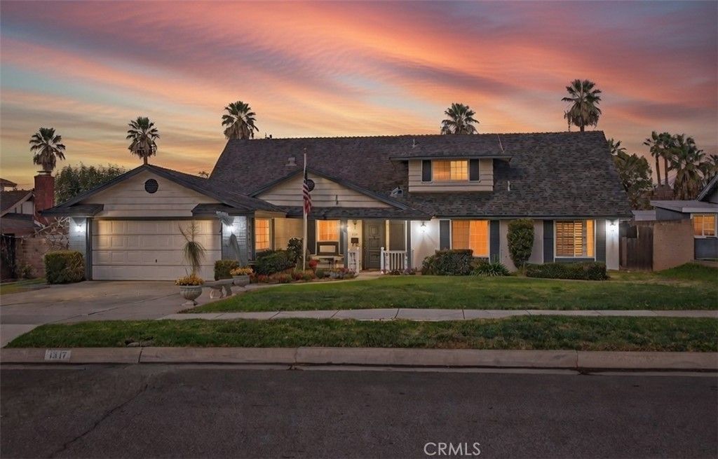 Photo of 1317 Morrison Dr, Redlands, CA 92374 (MLS # IG26010933)