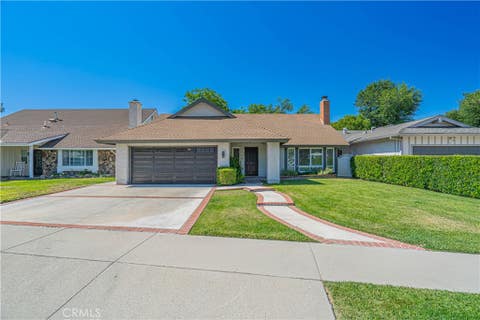 Photo of 23340 Cedartown ST, Newhall, CA 91321 (MLS # SR26130120)