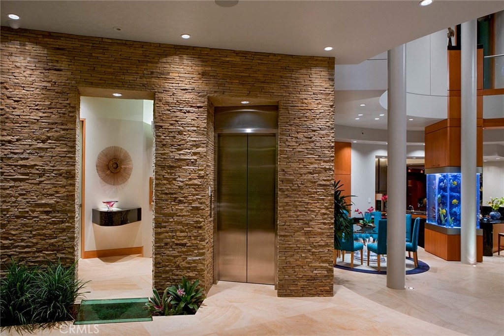 Ritz Cove (RC) - Residential