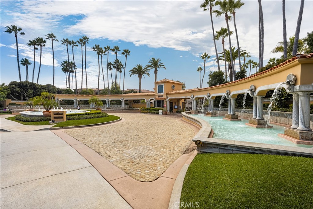 Ritz Cove (RC) - Residential
