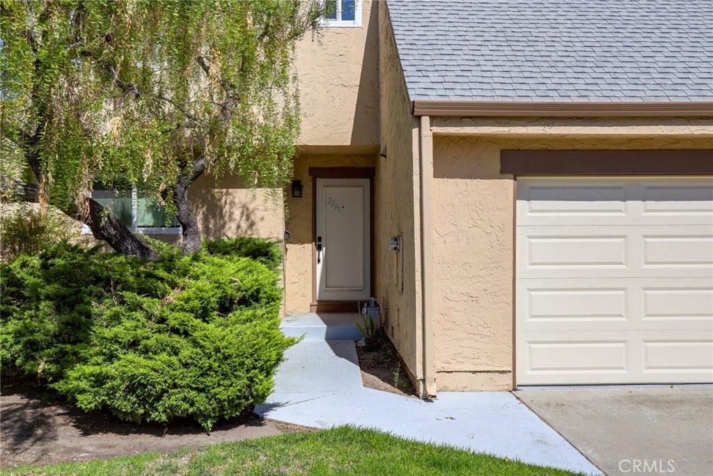 2395 AVENIDA DE GUADALUPE