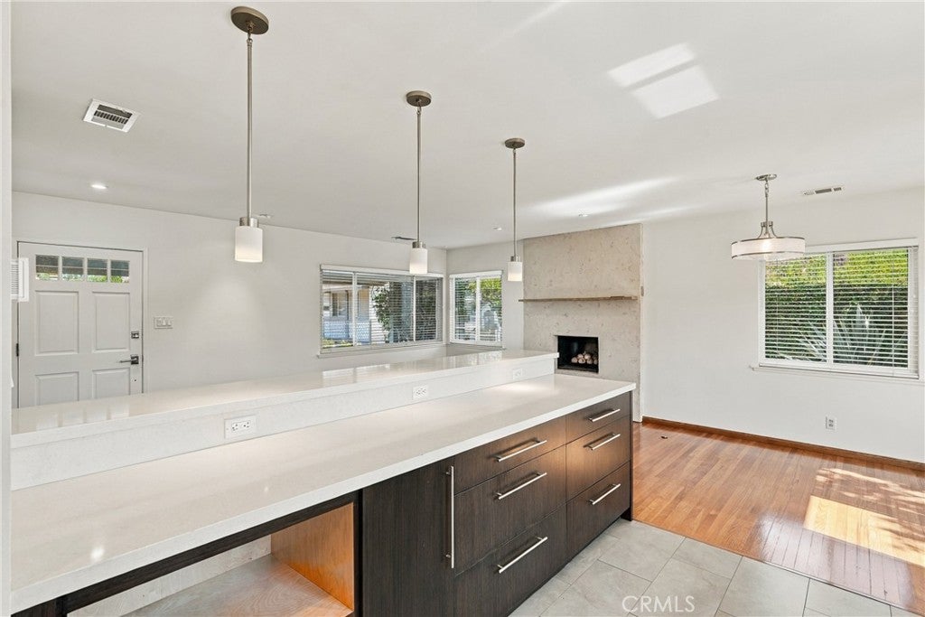 2212 Earle Court