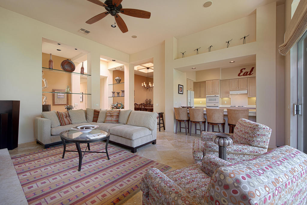 359 Desert Holly Drive