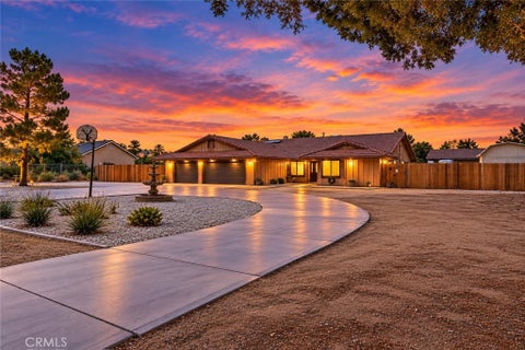 Photo of 14182 Gayhead RD, Apple Valley, CA 92307 (MLS # IG26162296)