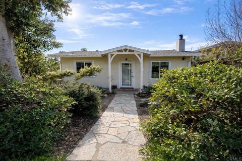 Photo of 2034 Montgomery Avenue, Cardiff By The Sea, CA 92007 (MLS # NDP2602148)