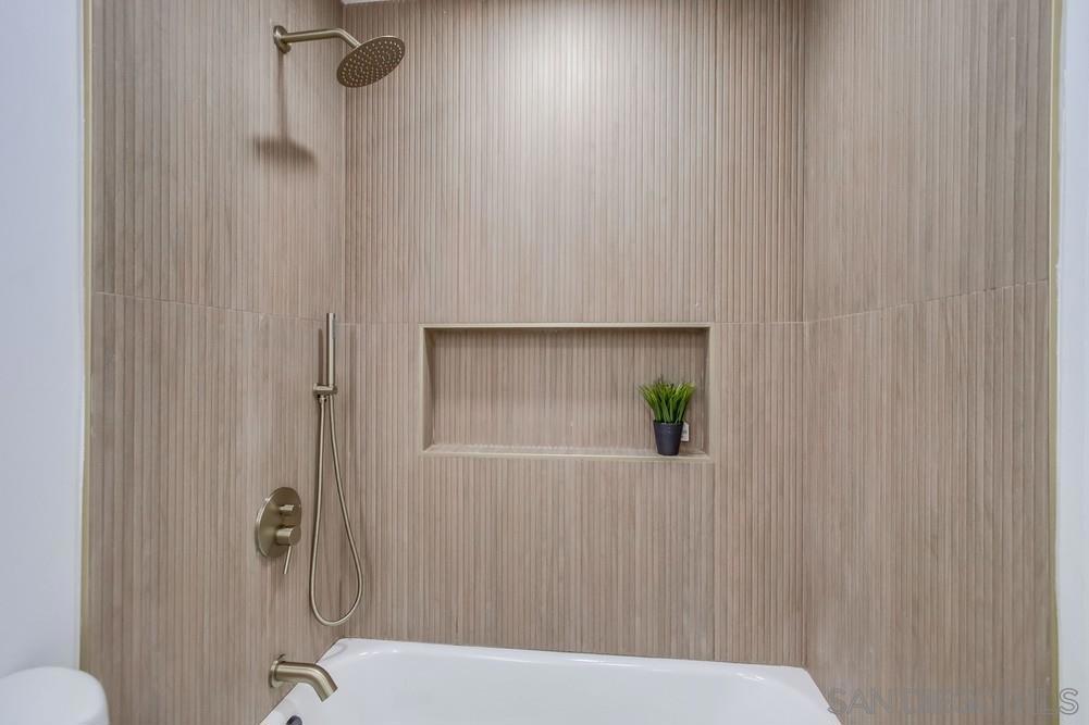 Ramona - Residential