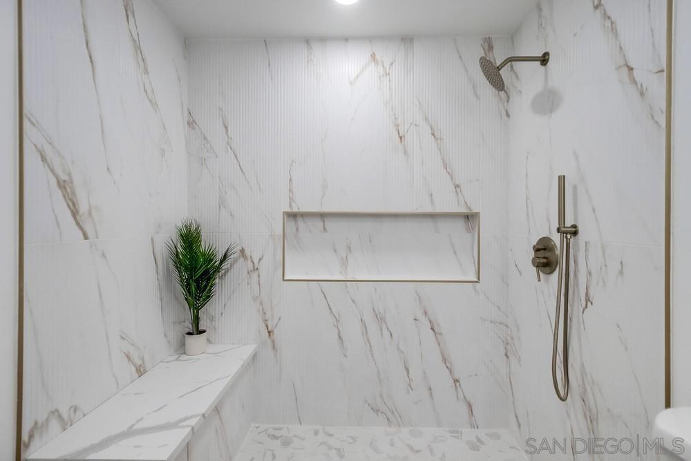 Ramona - Residential