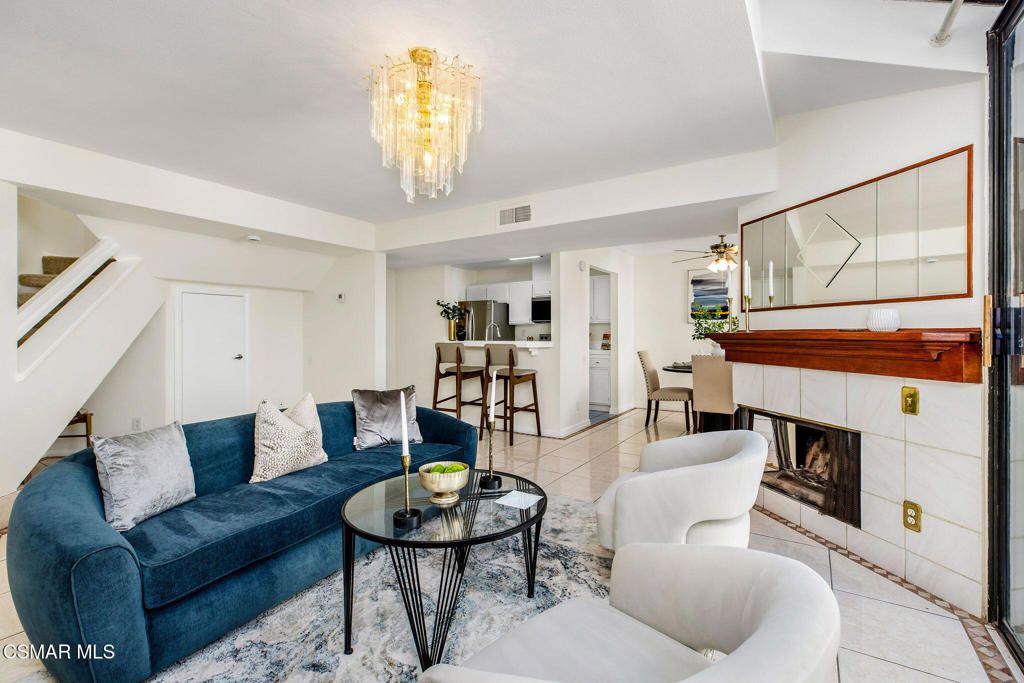 Photo of 1109 Tivoli Lane #122, Simi Valley, CA 93065 (MLS # 226001268)