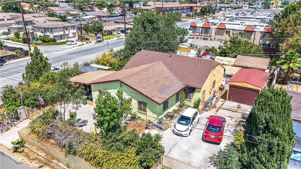 *** Investor Alert- Lot 21,737 Sq/ft of Prime area. Near new homes. Rare to find in the heat of Rosemead City, Possibilities for development, expansion, or long-term investment also perfect for Temple, can park more than 25 cars space in a lot. It have 3 drive ways that you can entry to a property. One entry on Potrero Grande can park 18+ cars and another 2 drive way on Steddom Dr. can park 8+ cars. Currently has 4 bedrooms and 2 bathrooms, 1926 Sq/ft renting at $2,000.00 per month. This lot can split to 3-4 lots single homes or you can built Multiple townhouse complex. Buyers to do diligence and verify the Accuracy of all Information Including Zoning, Square Footage, Permit etc.. and seller agent makes no guarantees.
Please drive by only.