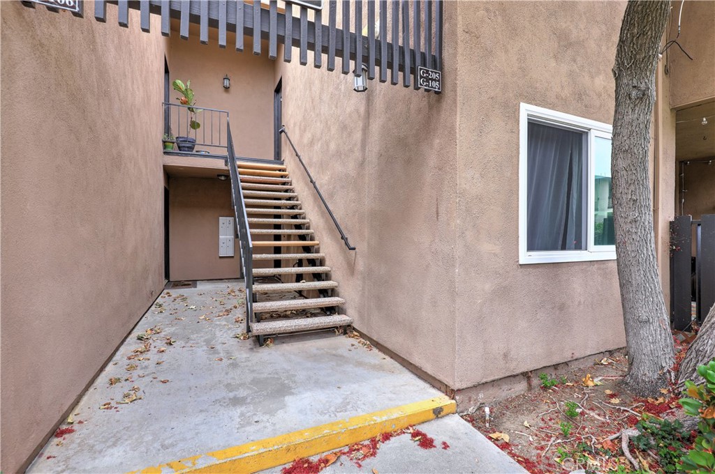 12200 Montecito G205