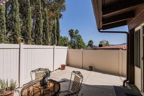 Tiny photo for 784 N Woodlawn Drive, Thousand Oaks, CA 91360 (MLS # 226004434)