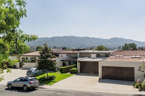 Tiny photo for 784 N Woodlawn Drive, Thousand Oaks, CA 91360 (MLS # 226004434)