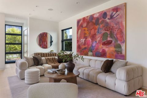 Tiny photo for 822 Superba Avenue, Venice, CA 90291 (MLS # 26659839)