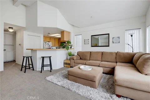 MLS: OC26149914