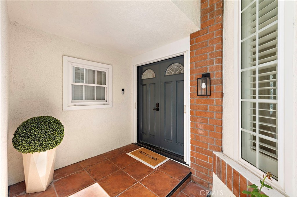 29312 Kensington Drive