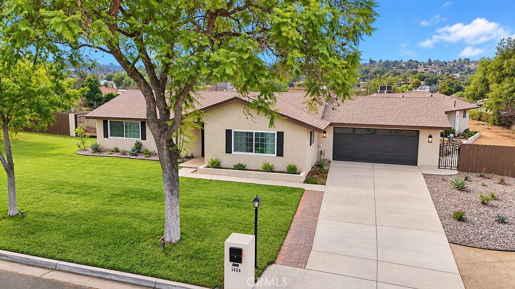 1404 Highridge Street