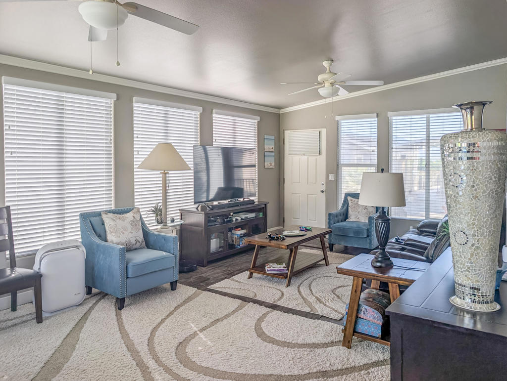 70200 Dillon Road 608