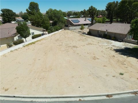 Photo of 15047 Blue Grass Drive, Helendale, CA 92342 (MLS # CV25180198)