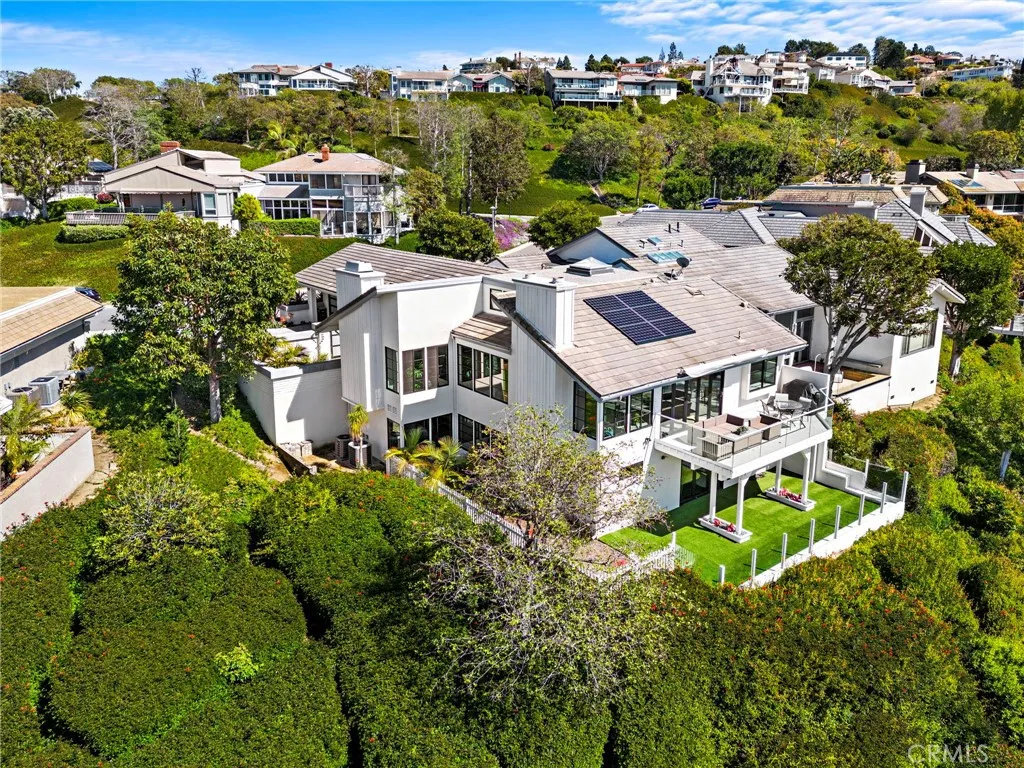 Newport Beach, California 92660, United States, 3 Bedrooms Bedrooms, ,3 BathroomsBathrooms,Residential,Active,162405