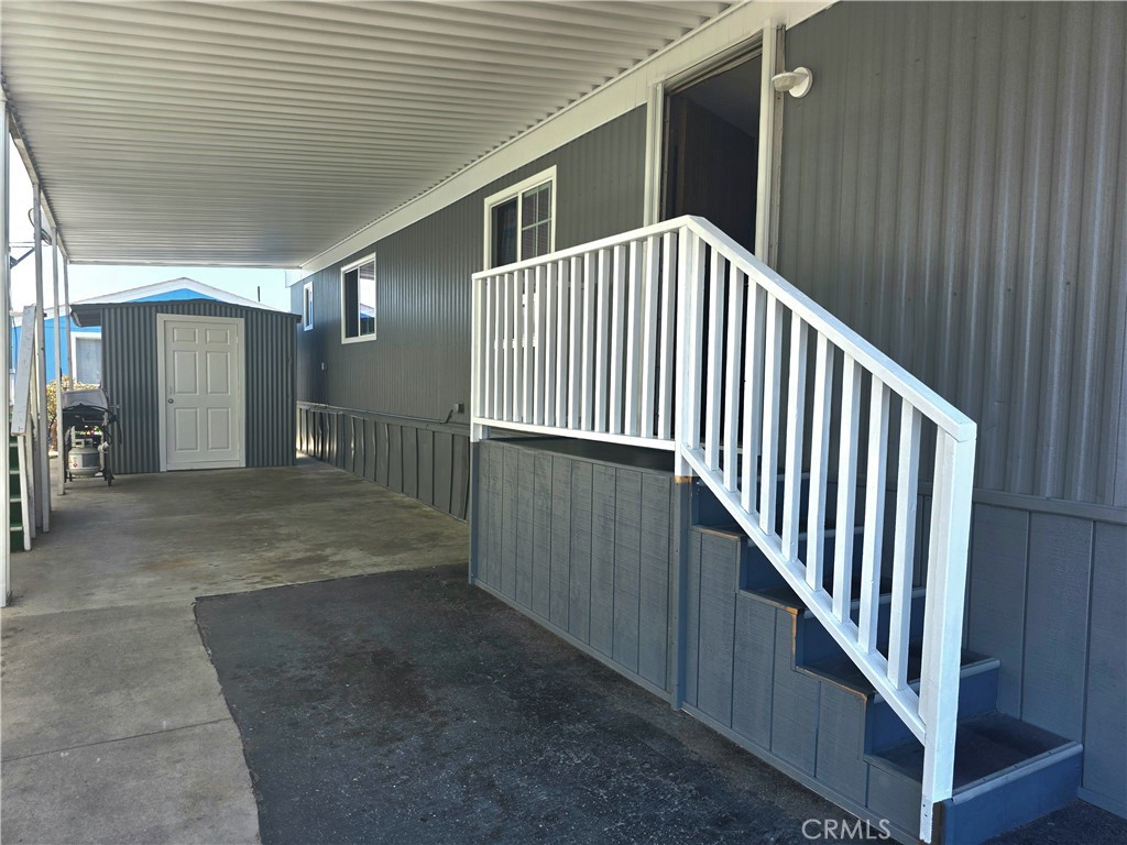 23701 Western 226