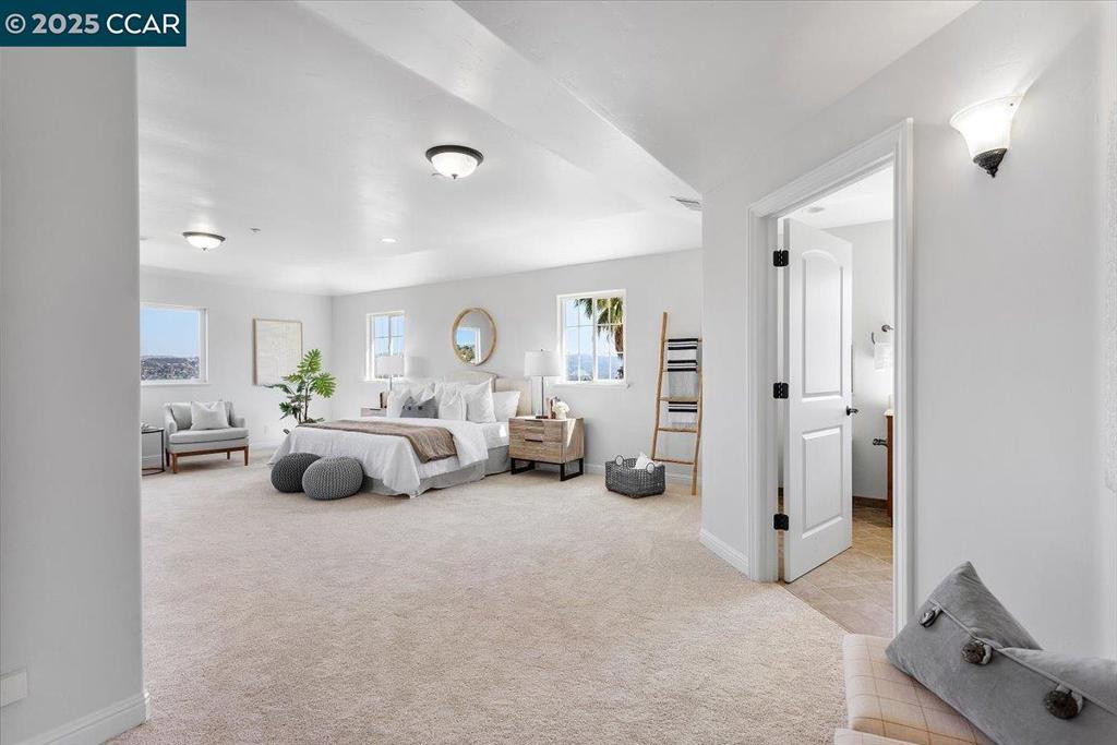 CHABOT ESTATES - Residential