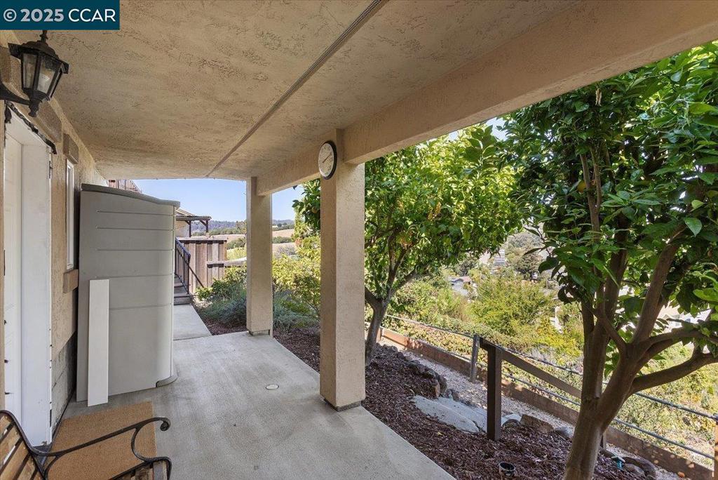 CHABOT ESTATES - Residential
