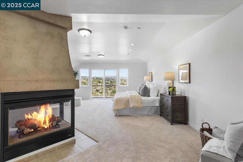 CHABOT ESTATES - Residential