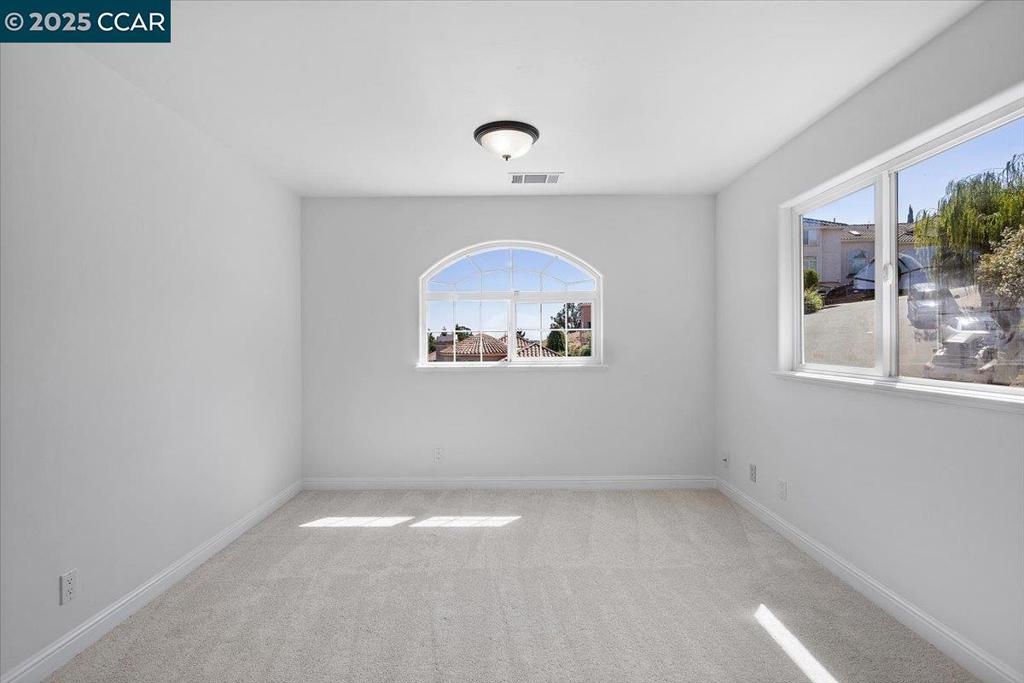 CHABOT ESTATES - Residential
