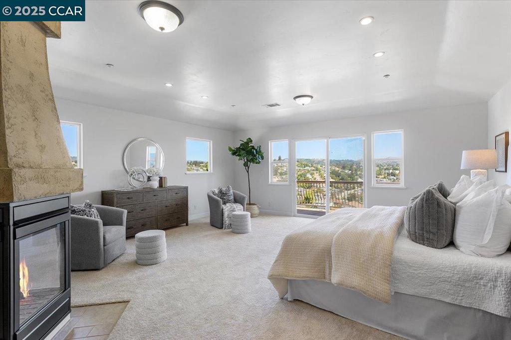 CHABOT ESTATES - Residential