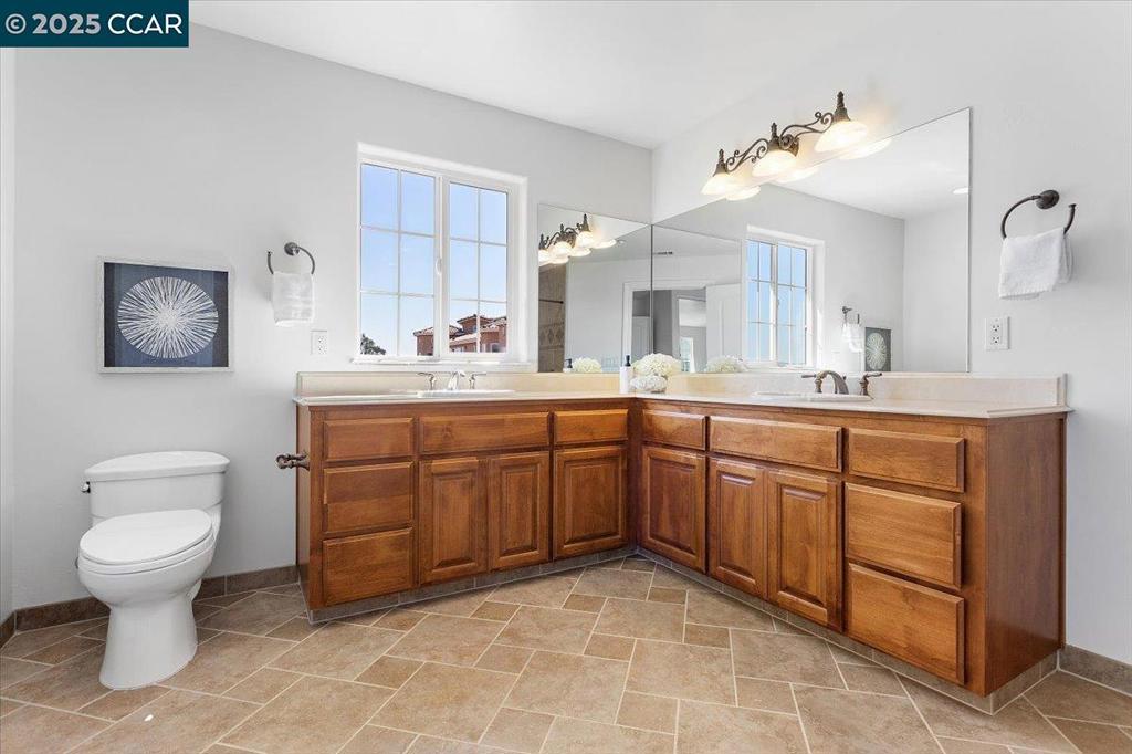 CHABOT ESTATES - Residential