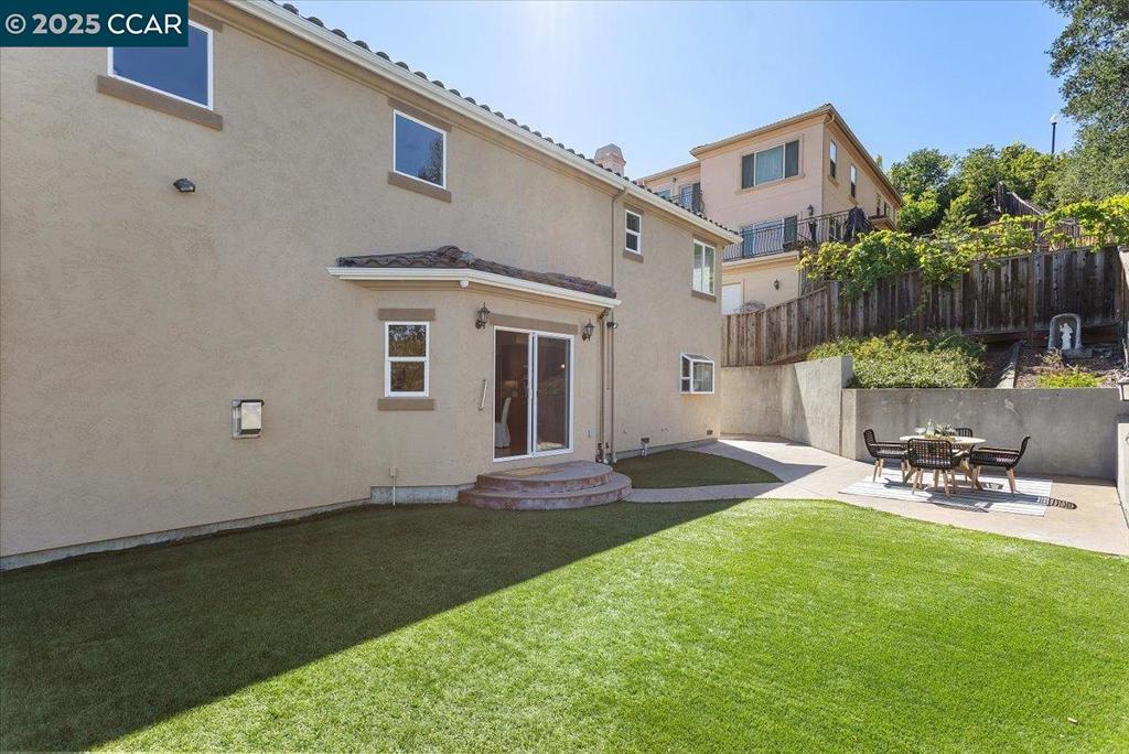 CHABOT ESTATES - Residential