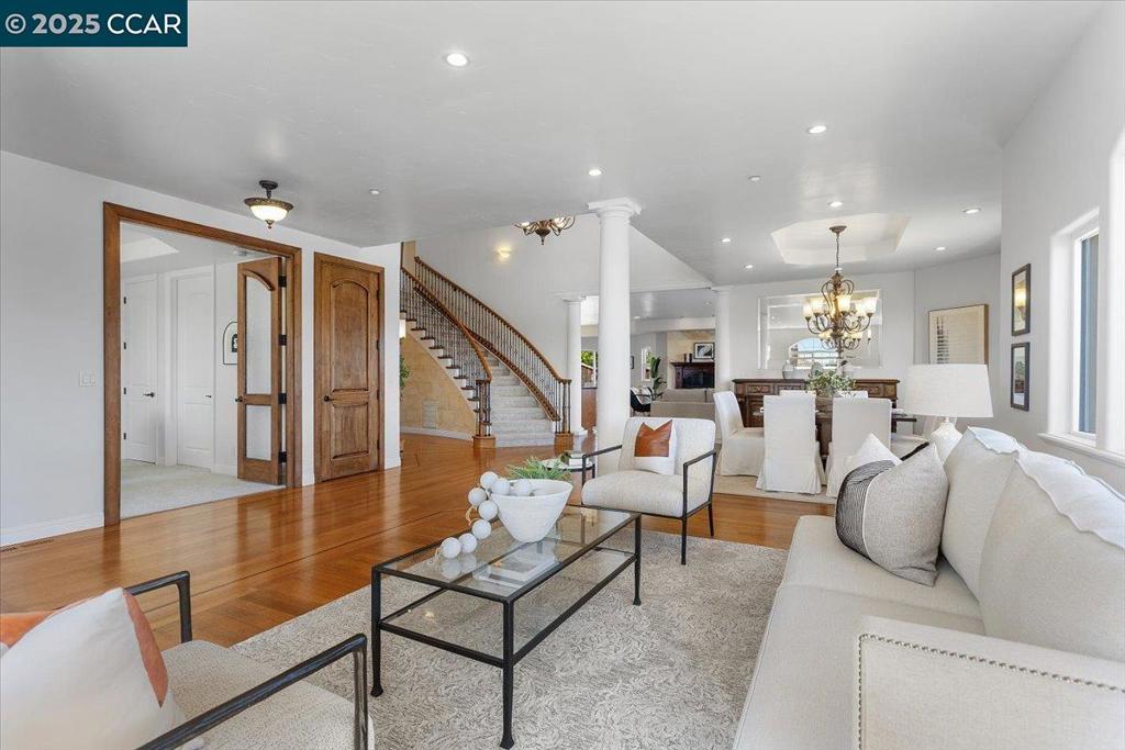 CHABOT ESTATES - Residential