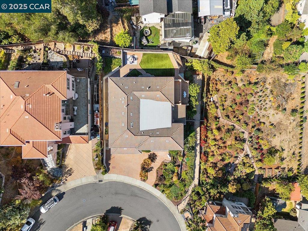 CHABOT ESTATES - Residential