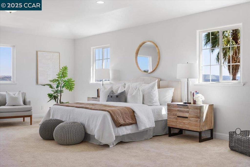 CHABOT ESTATES - Residential