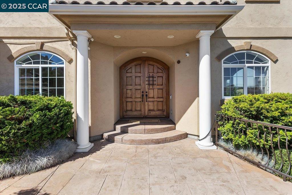 CHABOT ESTATES - Residential