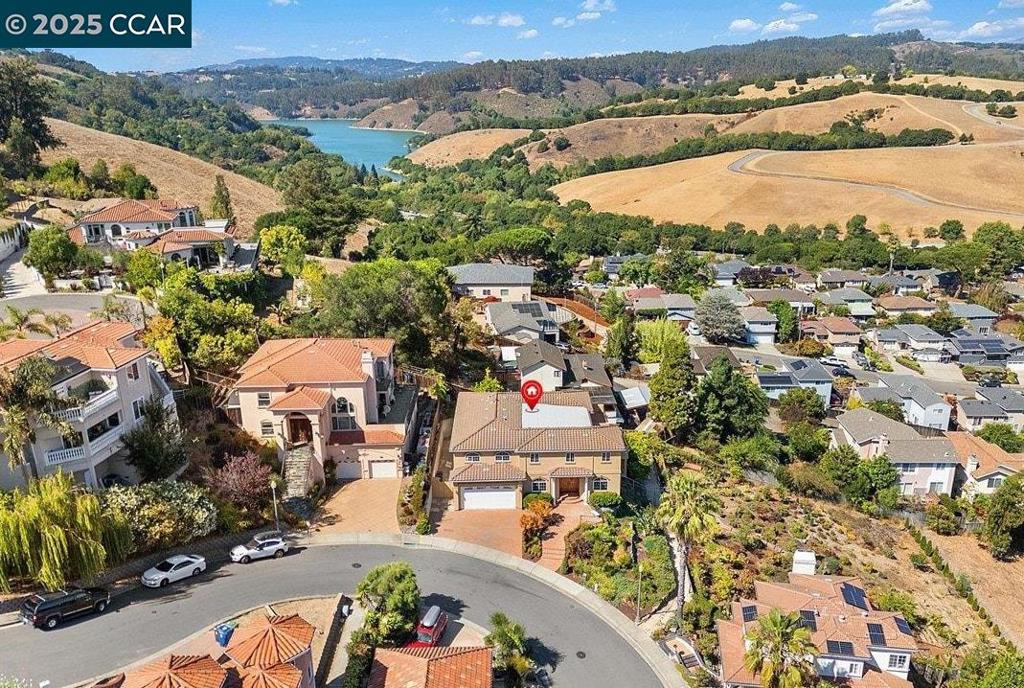 CHABOT ESTATES - Residential